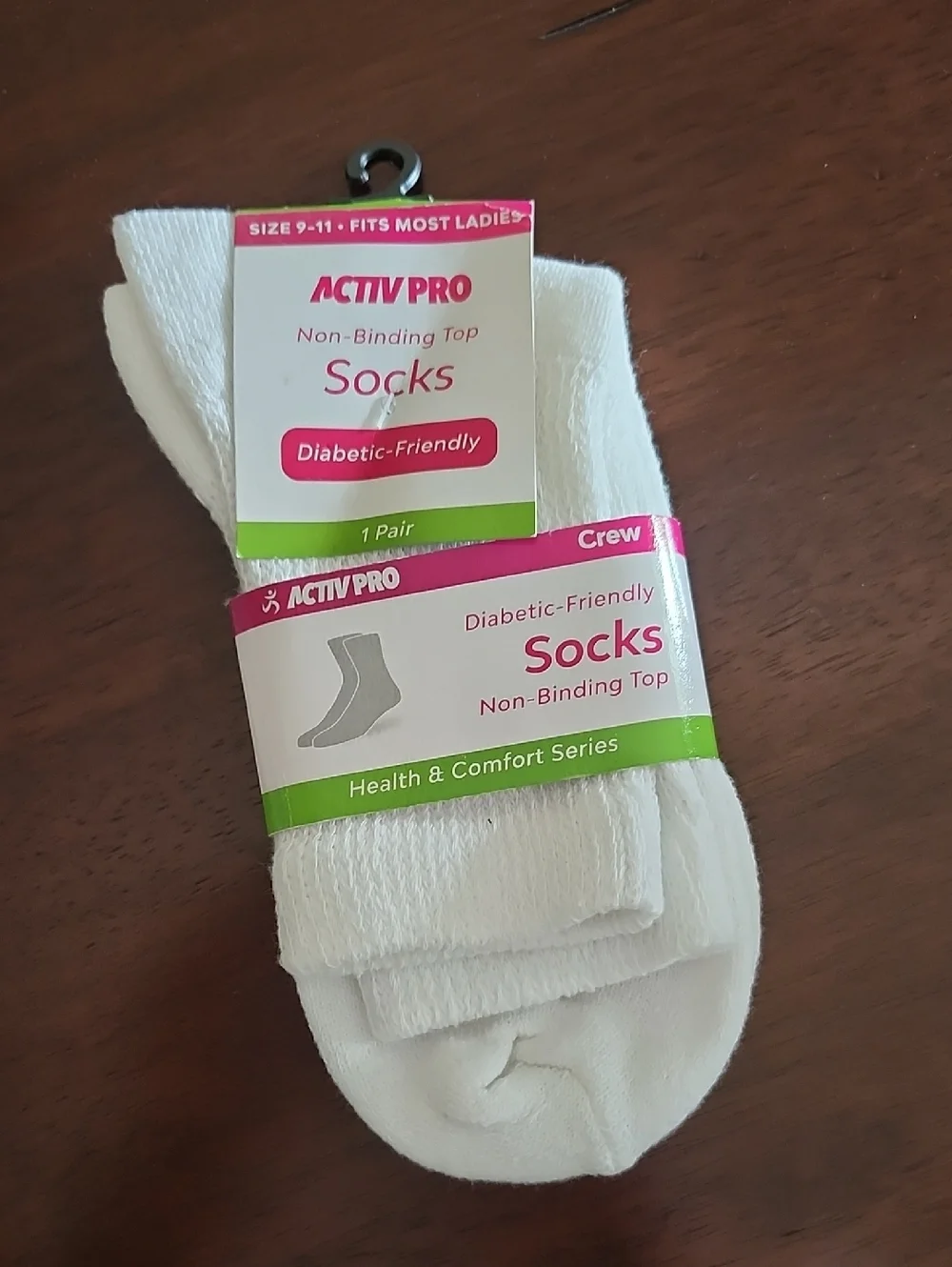 Activ Pro Women's Diabetic-Friendly Non-Binding Crew Socks NWT
